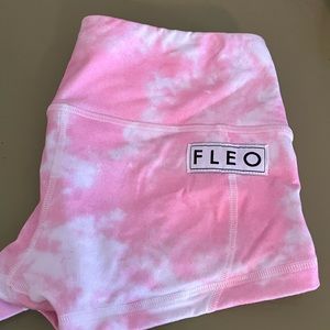 Fleo low rise contour Sz small